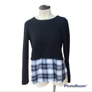 Romeo and Juliet Couture Plaid Shirttail Mixed Media Long Sleeve Top